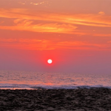 Goodbye Sun, Varkala Beach, India
