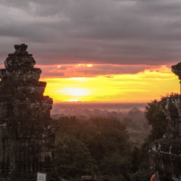 sunrise-angkor-wat-cambodia_